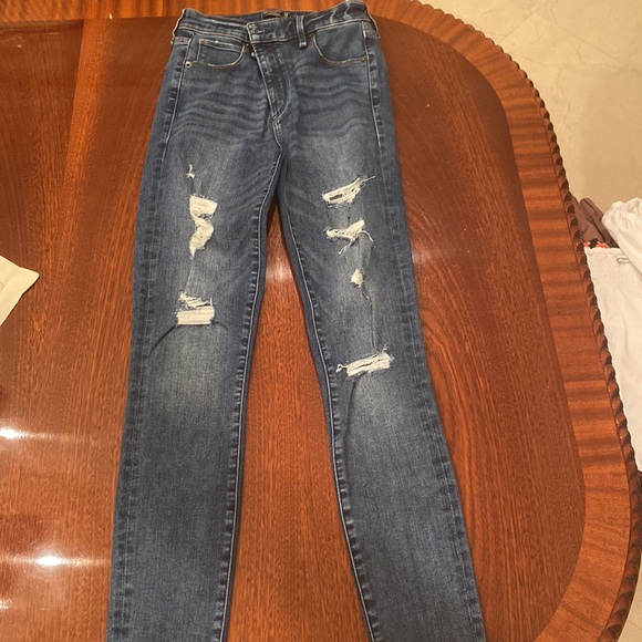 Bundle-4 Abercrombie jeans - Picture 11 of 13